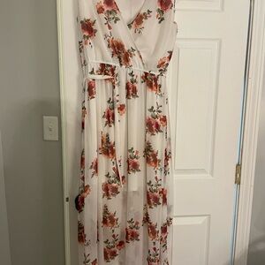 Jolie White and Red Sleeveless Maxi Dress